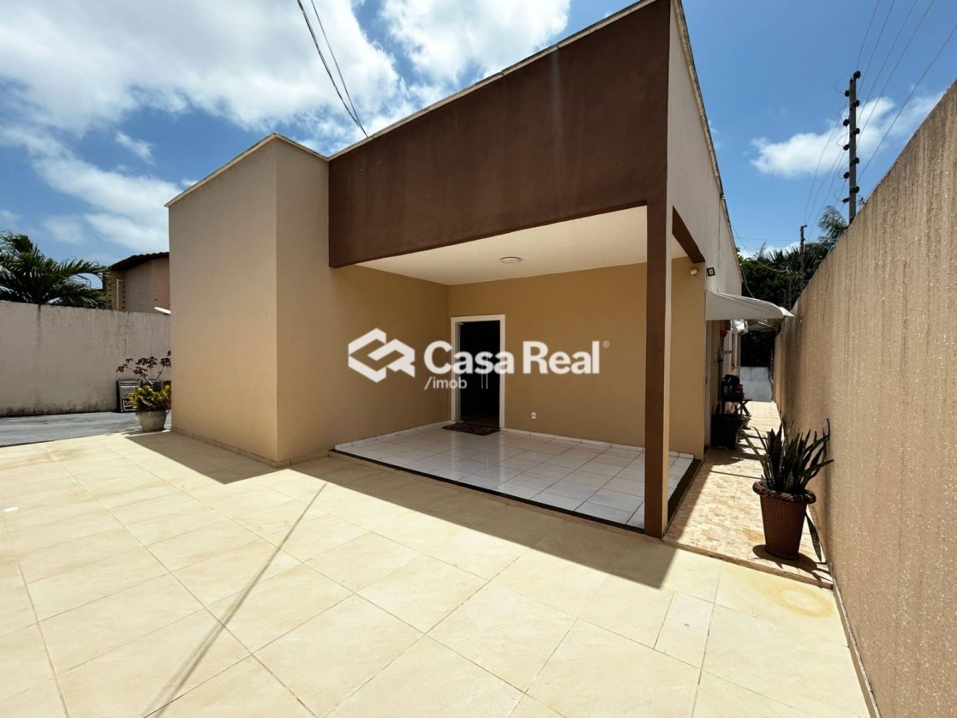 Casa Térrea com 3 Suítes e Energia Solar no Araçagy — foto 1 de 12