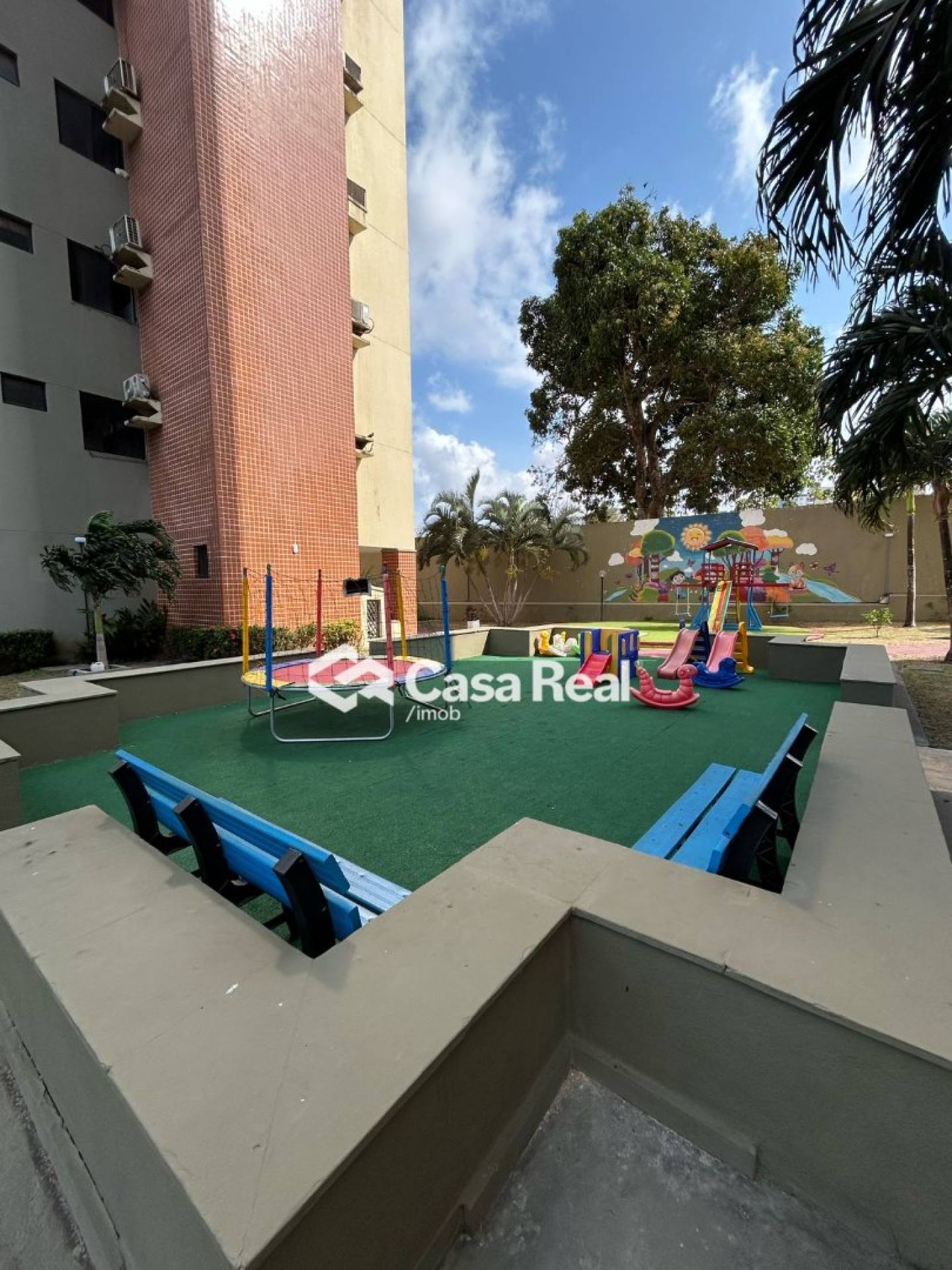 Excelente Apartamento na Av. São Luís Rei de França